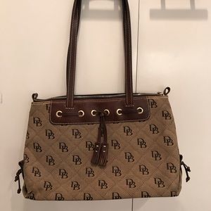 Dooney & Bourke bag